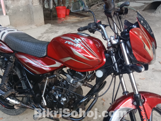 ডিসকভার ১০০ Motorbike